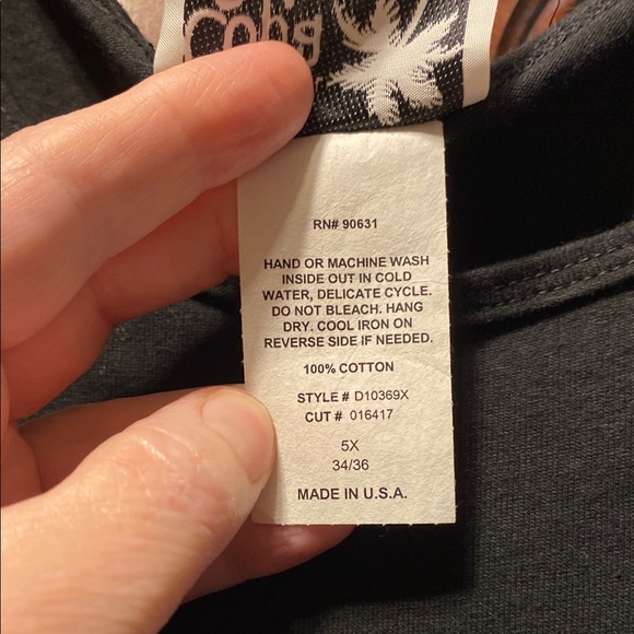 Black Tee dress with Pink Umbrella Design - Picture 8 of 10